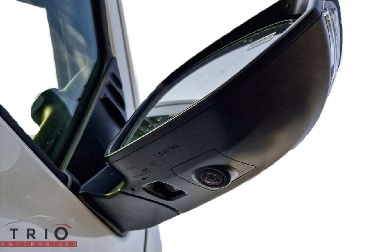 تويوتا هيلوكس 2025 TOYOTA HILUX ADVENTURE 4.0L PETROL V6 FULL OPTION  WITH PUSH START, DIGITAL CLOCK