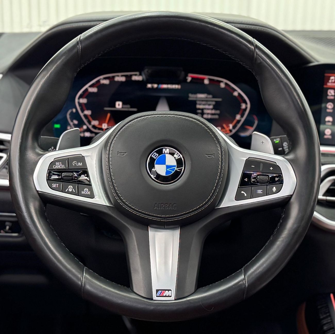 بي أم دبليو X7 2022 BMW X7 M50i, July 2026 BMW Warranty + Service Package, Full Service History, GCC