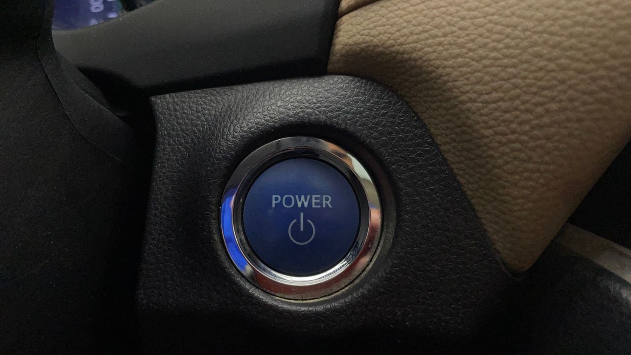 Toyota RAV4 VXR 2.5 | Zero Down Payment | Home Test Drive