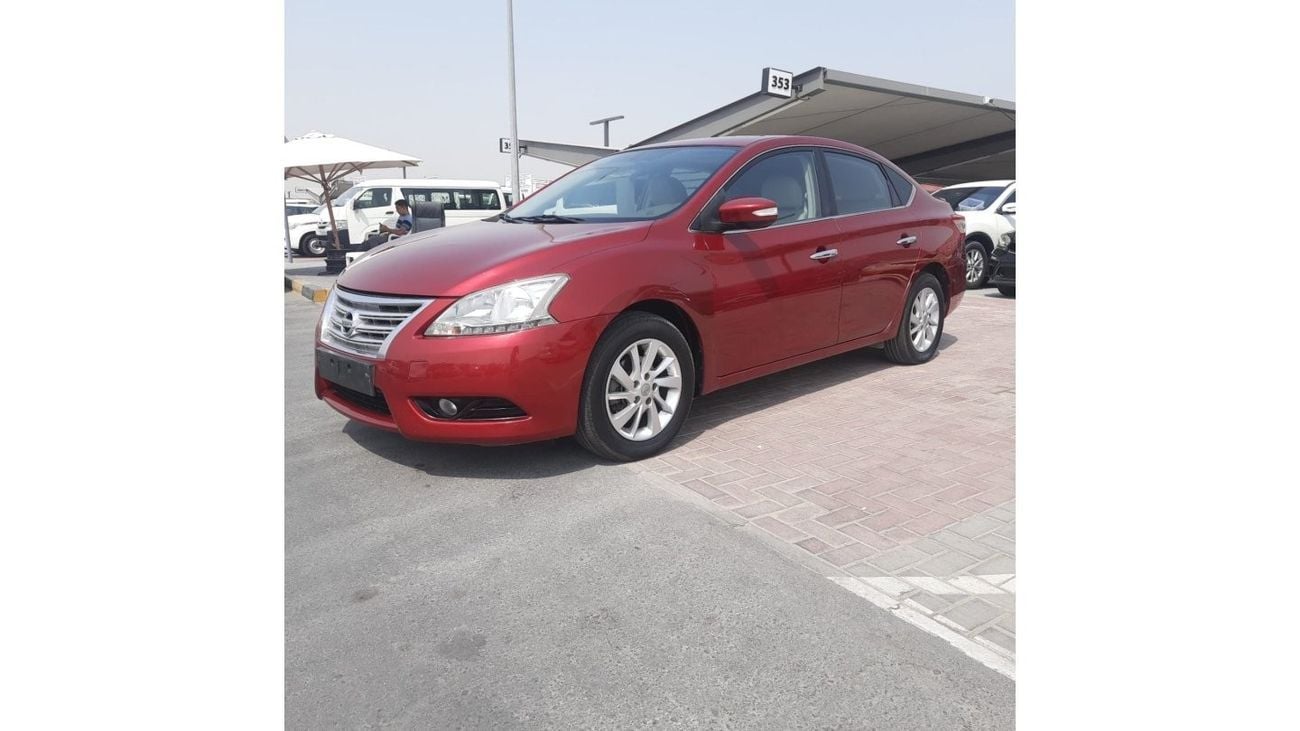 Nissan Sentra SV Nissan Sentra 2013 gcc 1.8 SL full options  IN very excellent condition  clean car  full gloss  n