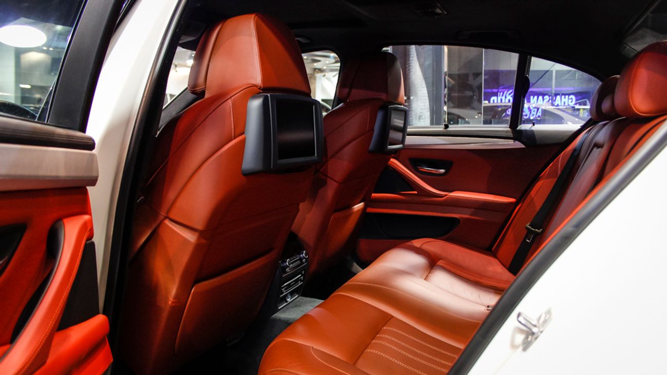 بي أم دبليو M5