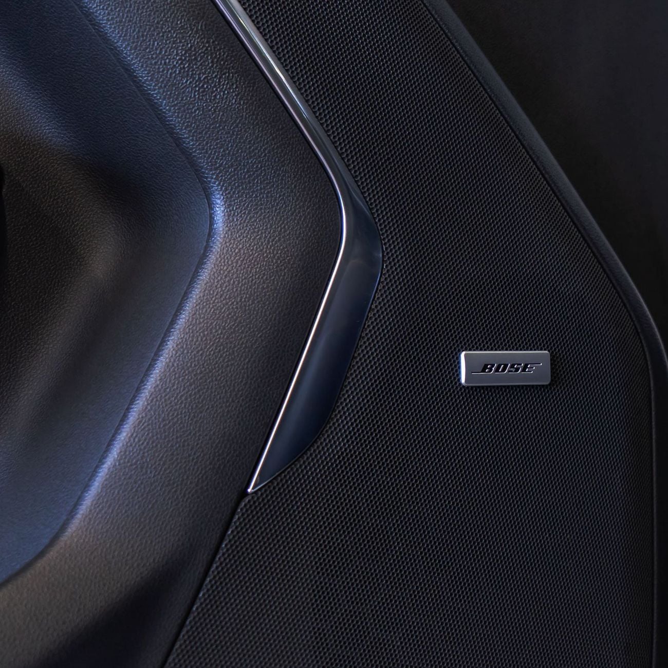 جي أم سي يوكون 5.3 V8 AT4 (AWD)