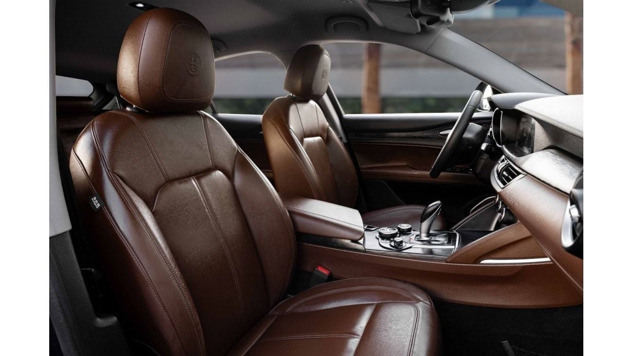 ألفا روميو ستيلفيو بريميوم | 1,860 P.M  | 0% Downpayment | Full Service History