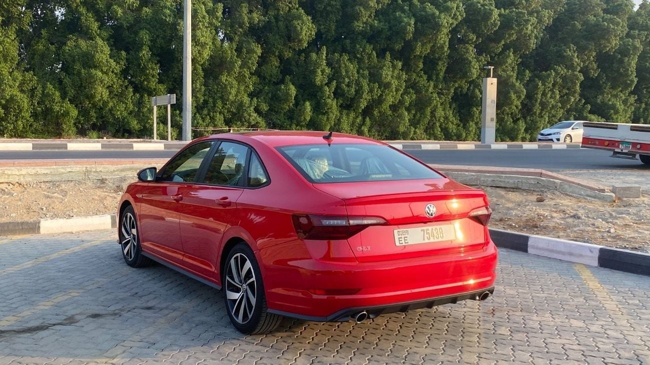 Volkswagen Jetta 2.0L GLI Full Option