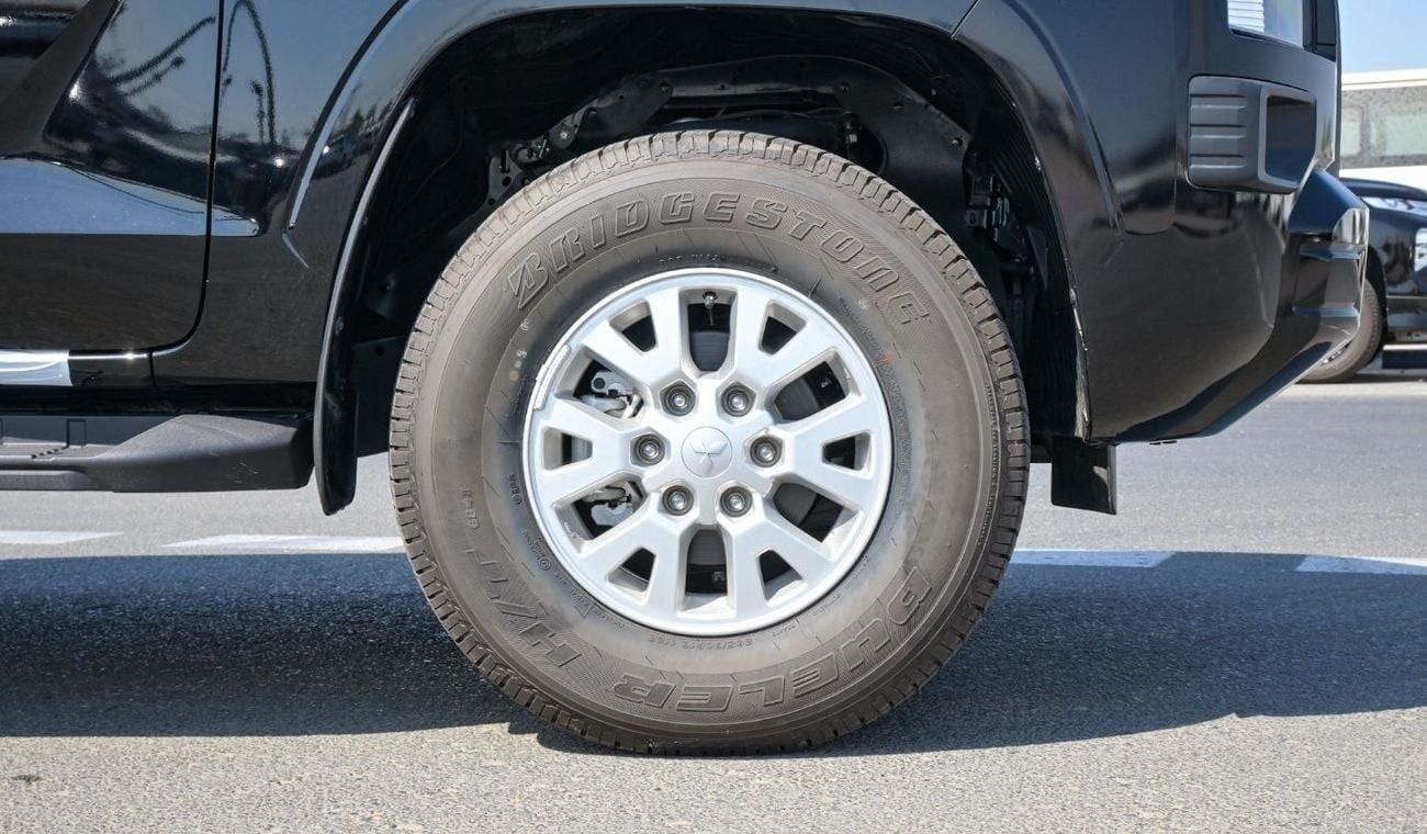 Mitsubishi L200 GLX 2.4L Brand New Mitsubishi L200 For Export 2.4L Petrol GLX M/T| Black/Black |L200-GLX-P-4WD |