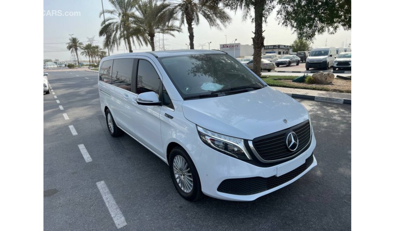 Mercedes-Benz EQV300 W447