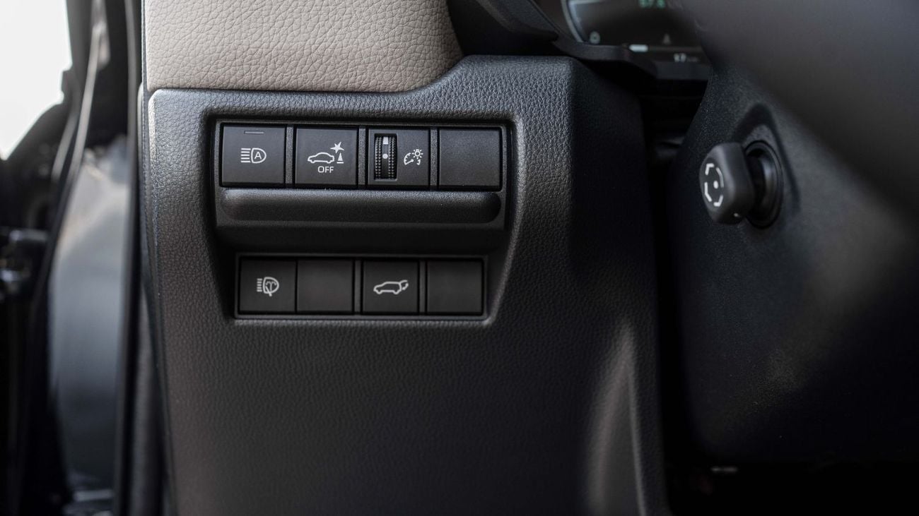 تويوتا برادو 2026 Toyota Prado VXL 2.4L AT Petrol (Black-Beige)