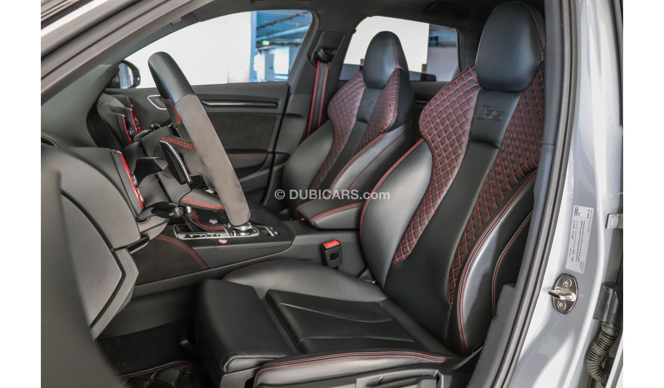 Audi RS3 Nardo Grey (Hatchback) 2018 GCC under Agency Warranty with Zero Down-Payment.
