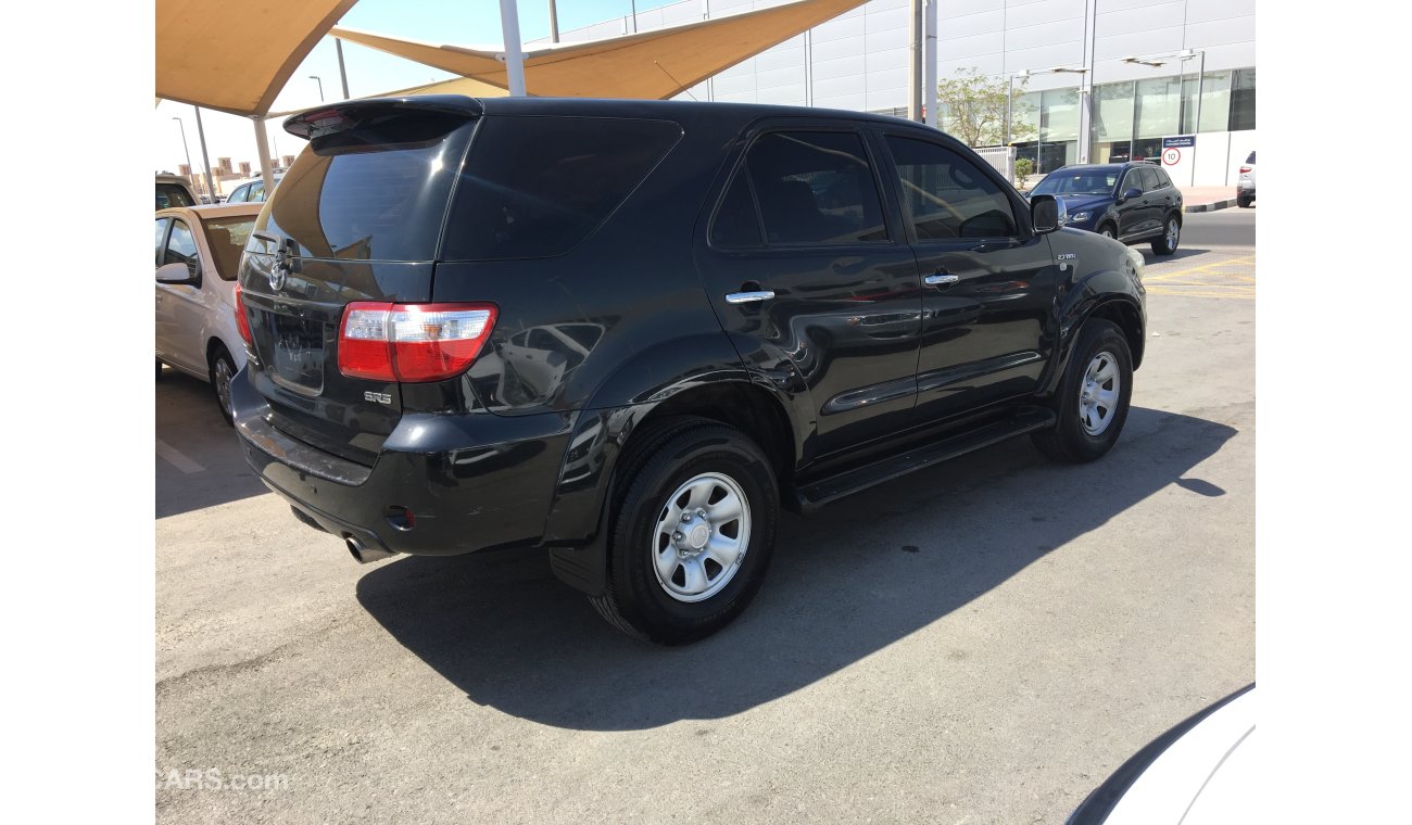 Toyota Fortuner we offer : * Car finance services on banks * Extended warranty * Registration / export services