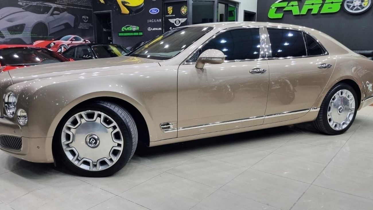 Bentley Mulsanne BENTLEY MULSANNE V8 6.8L 2011 IN BEAUTIFUL CONDITION FOR 200K AED