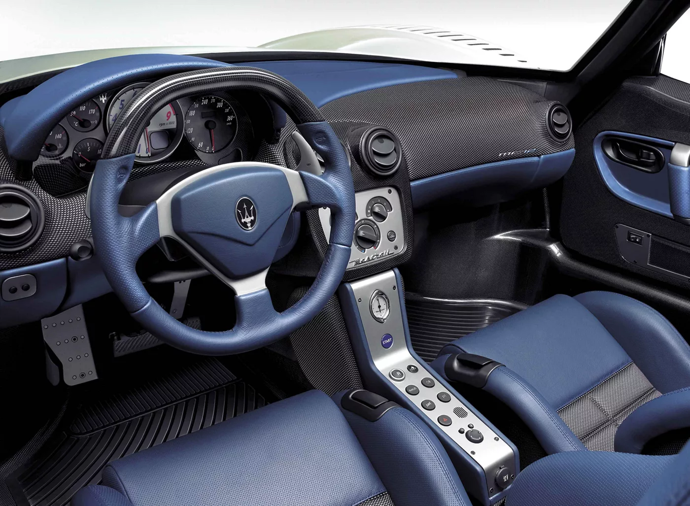 Maserati MC12 interior - Cockpit