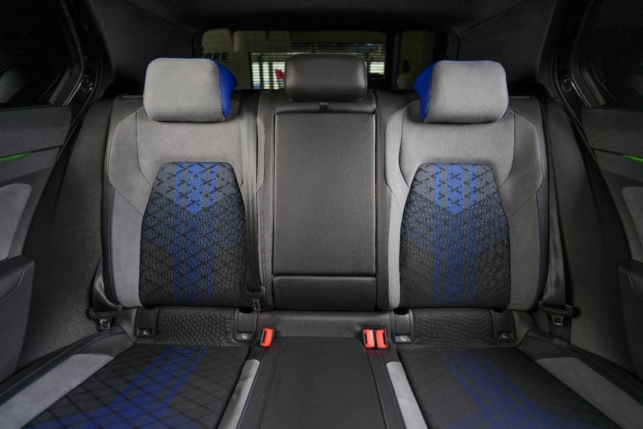 Volkswagen Golf STD R 2.0L (329 HP) Well maintained - Warranty available