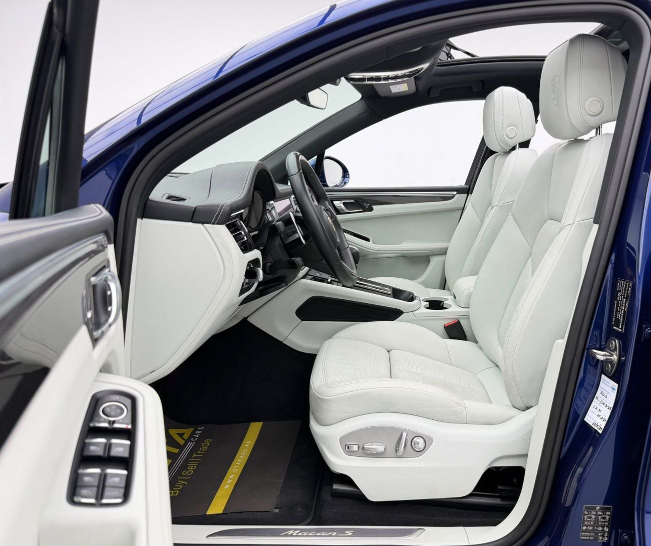 Porsche Macan S
