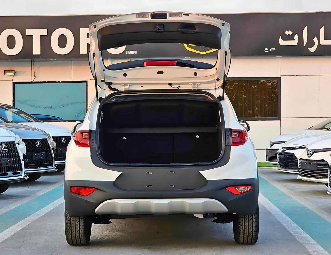 كيا KX1 DUAL TONE/1.4L PETROL/CVT WITH SUNROOF/CHROME HANDLE/ (CODE # KX1FT)