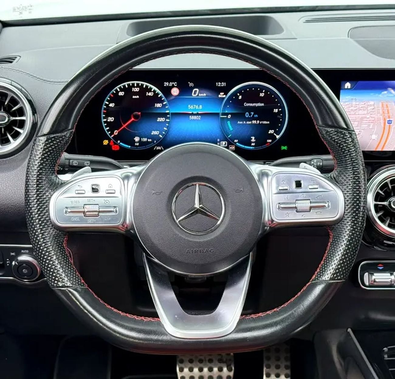 Mercedes Benz GLB250 GLB250 4Matic, MB Warranty + Service Pack, Full MB Service History, GCC
