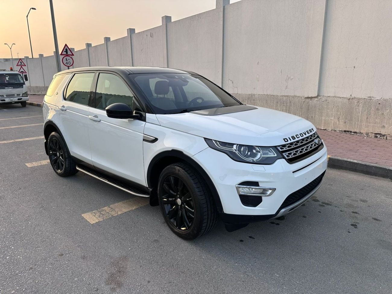 لاند روفر دسكفري