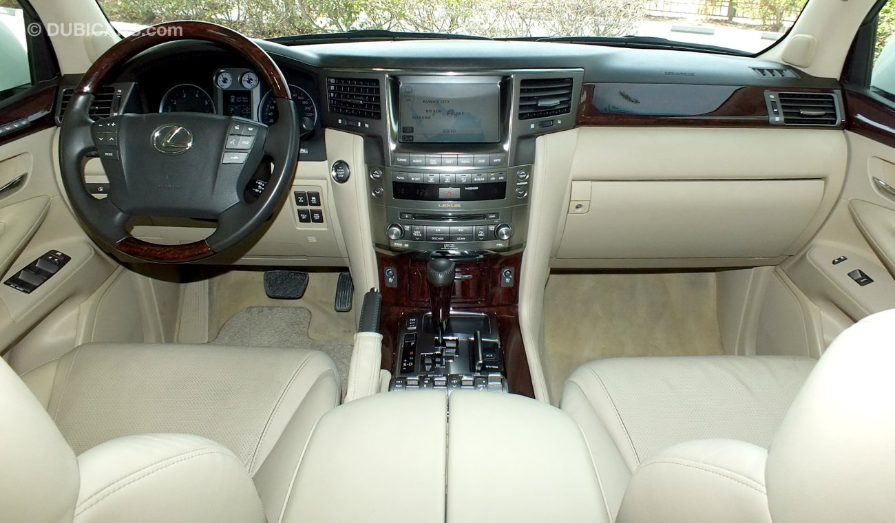 Lexus LX570