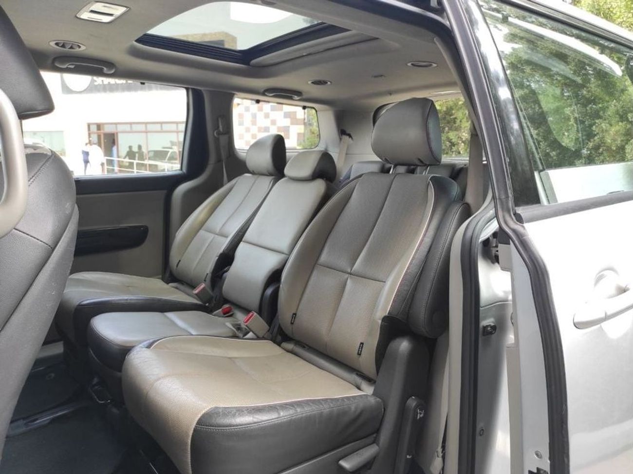 Kia Carnival SXL 3.3L