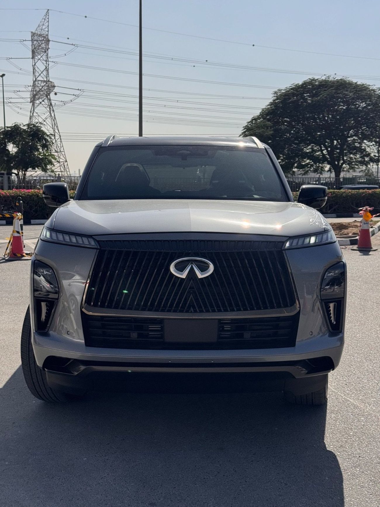 إنفينيتي QX80 Autograph Captain Chairs 3.5L