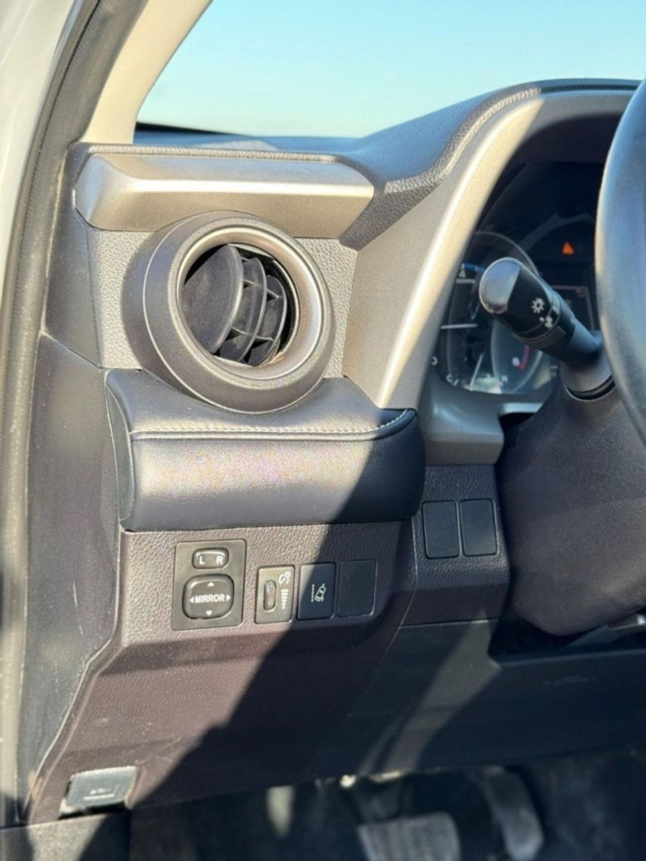 Toyota RAV4 Adventure sunroof,leather,