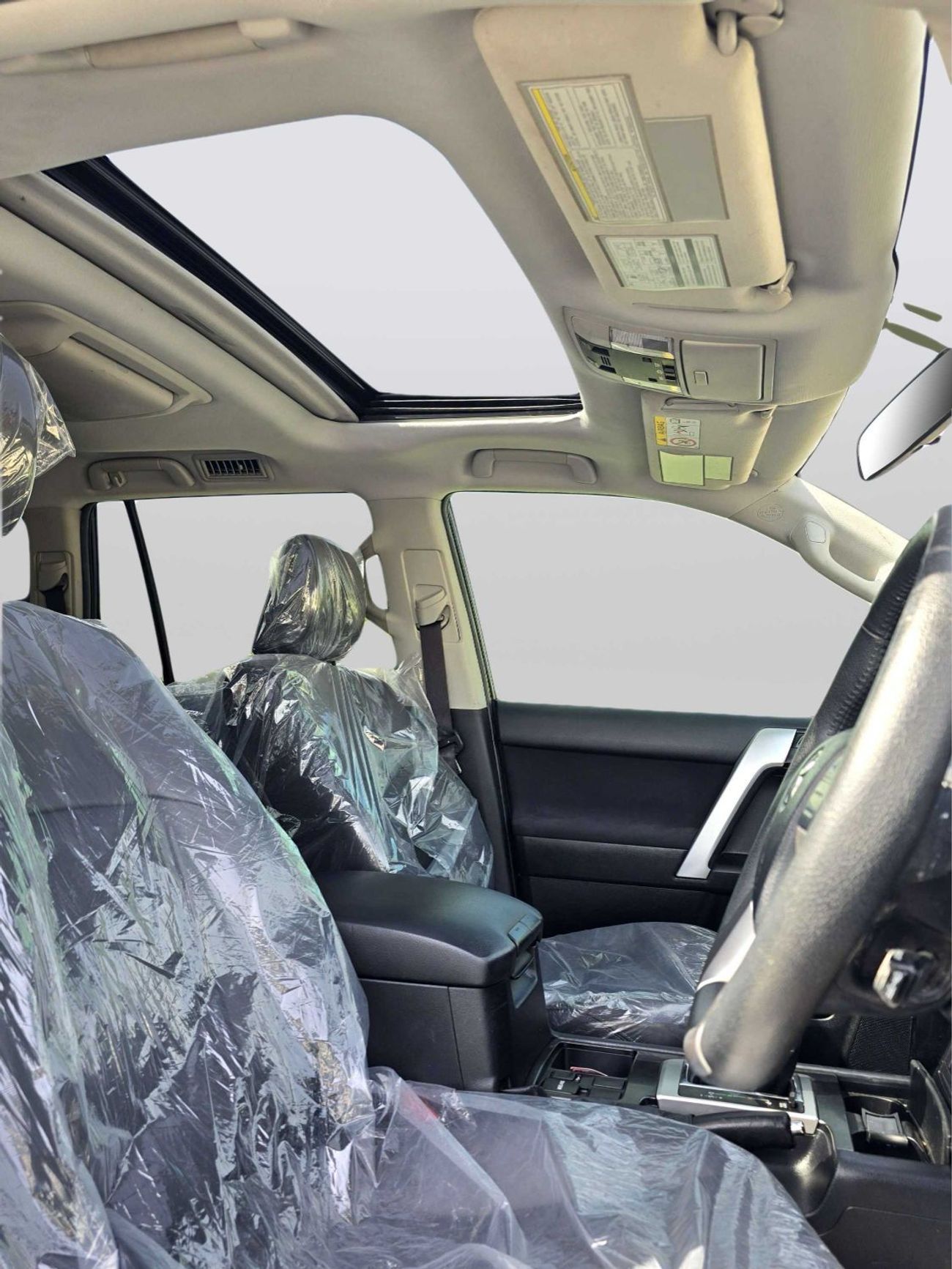 تويوتا برادو 4x4 Diesel 2.8l Right Hand Drive (Export only)