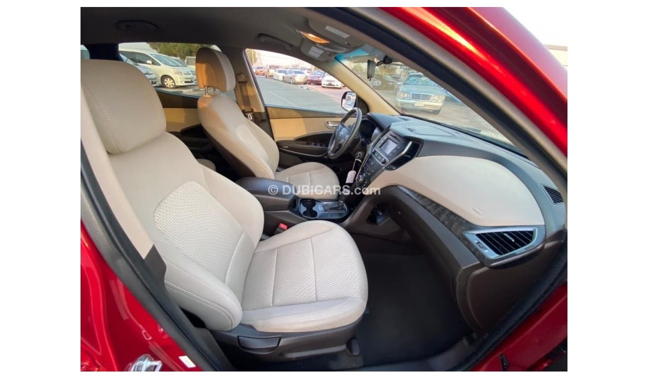 Hyundai Santa Fe 2017 HYUNDAI SANTAFE SPORT 2.4L AWD / MID OPTION