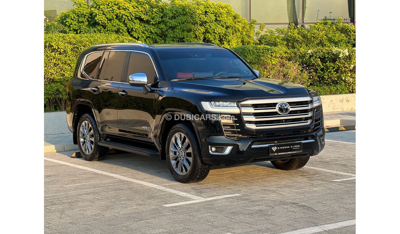 Toyota Land Cruiser Toyota Land Cruiser  3.5T -VXR Full option  GCC 2023 13,900 KM 349,000 AED Alfuttaim Warranty  Servi