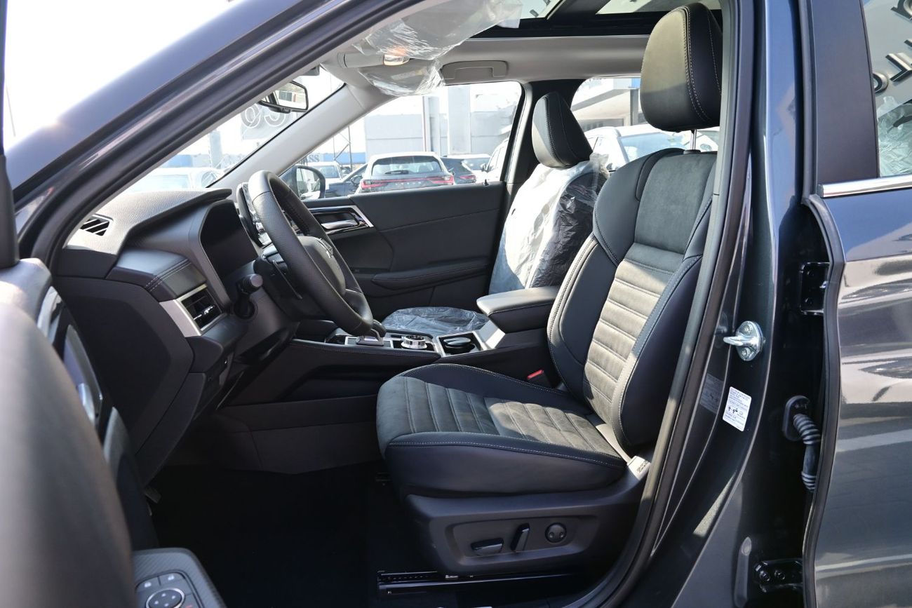 Mitsubishi Outlander Mitsubishi Outlander Hi-Line Plus 2.5L Petrol 4WD, Model 2025, Color Grey