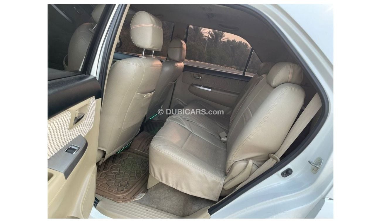 Toyota Fortuner EXR TOYOTA FORTUNER  (GCC  _ SPEC) - mobile 2015 - VERY GOOD CONDITION