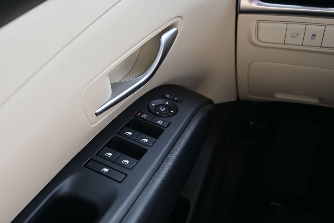 هيونداي توسون Hyundai Tucson 2.0L Petrol, FWD, Model 2025, Color White