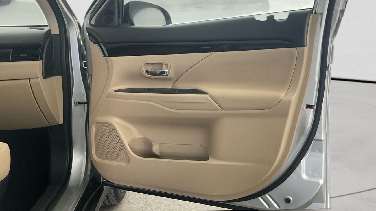 ميتسوبيشي آوتلاندر GLX Midline | شامل الضمان | 0 ﺪﻔﻋﺓ ﺃﻮﻟﻯ