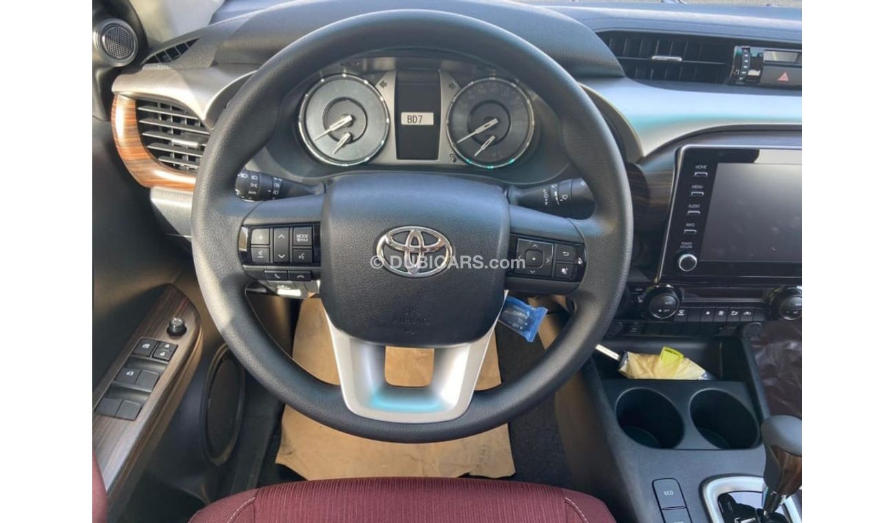 تويوتا هيلوكس TOYOTA HILUX 2.4L DSL A/T FULL OPTION 2023