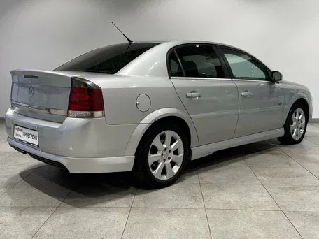 Opel Vectra exterior - Rear Left Angled