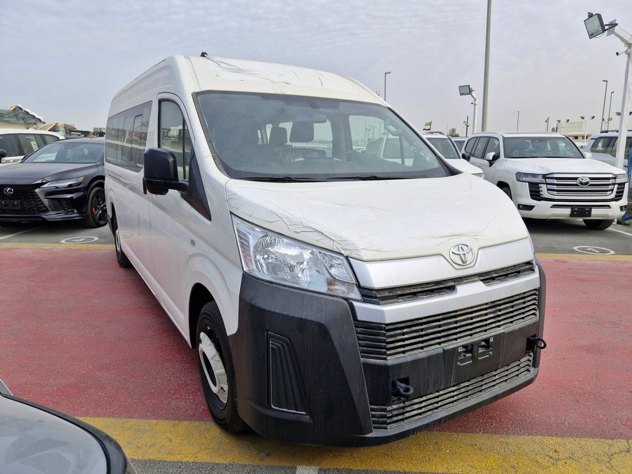 تويوتا هاياس 2026 TOYOTA HIACE HI/ROOF M/T 2.8L DIESEL BLACK BUMP BRAND NEW 0KM