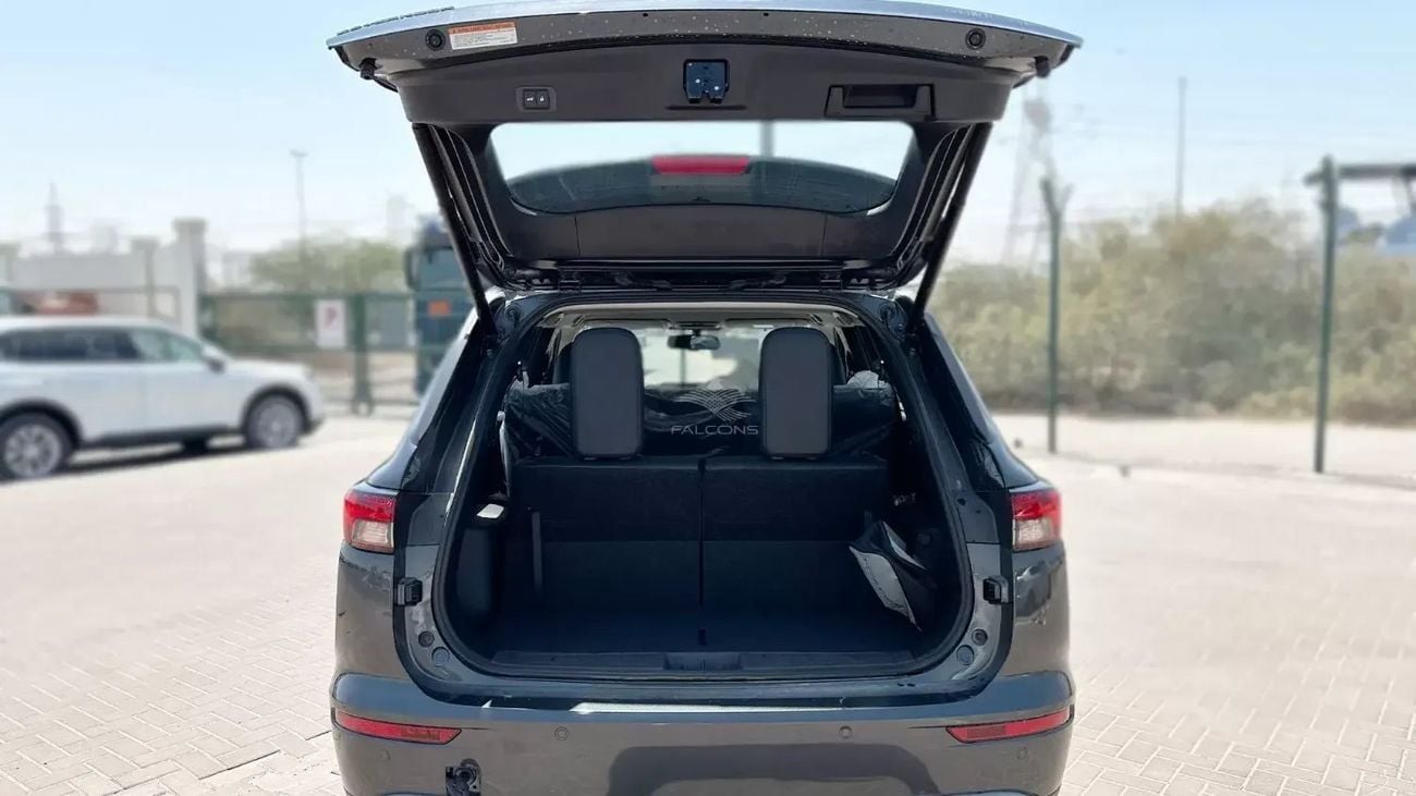 Mitsubishi Outlander GLX HIGHLINE Mitsubishi Outlander 2.5L 4WD MID OPTION 7-SEATER AT 2025 • Petrol • Automatic