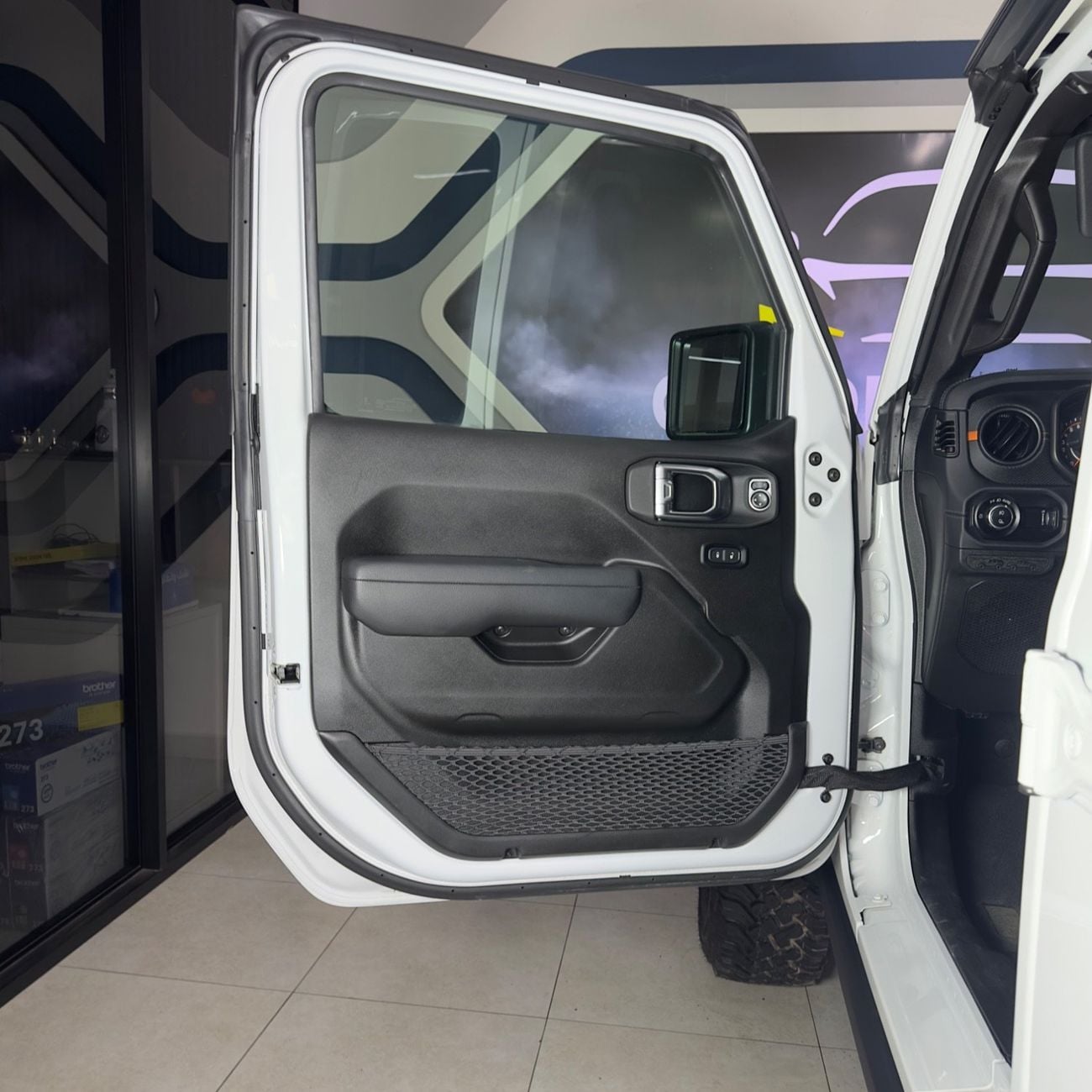 جيب جلادياتور Mojave 3.6L