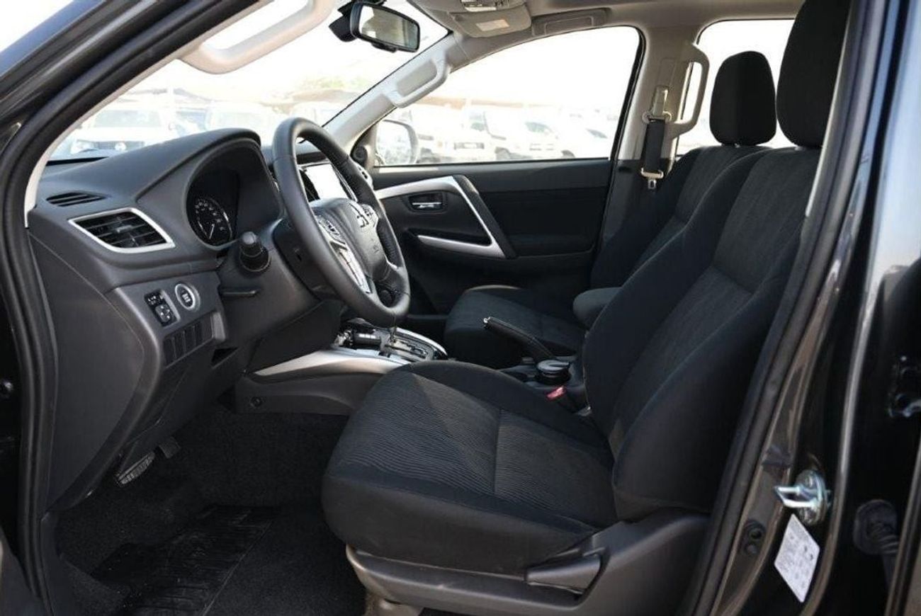 ميتسوبيشي باجيرو سبورت Sport 2.5L Diesel 4WD 7 Seat Automatic