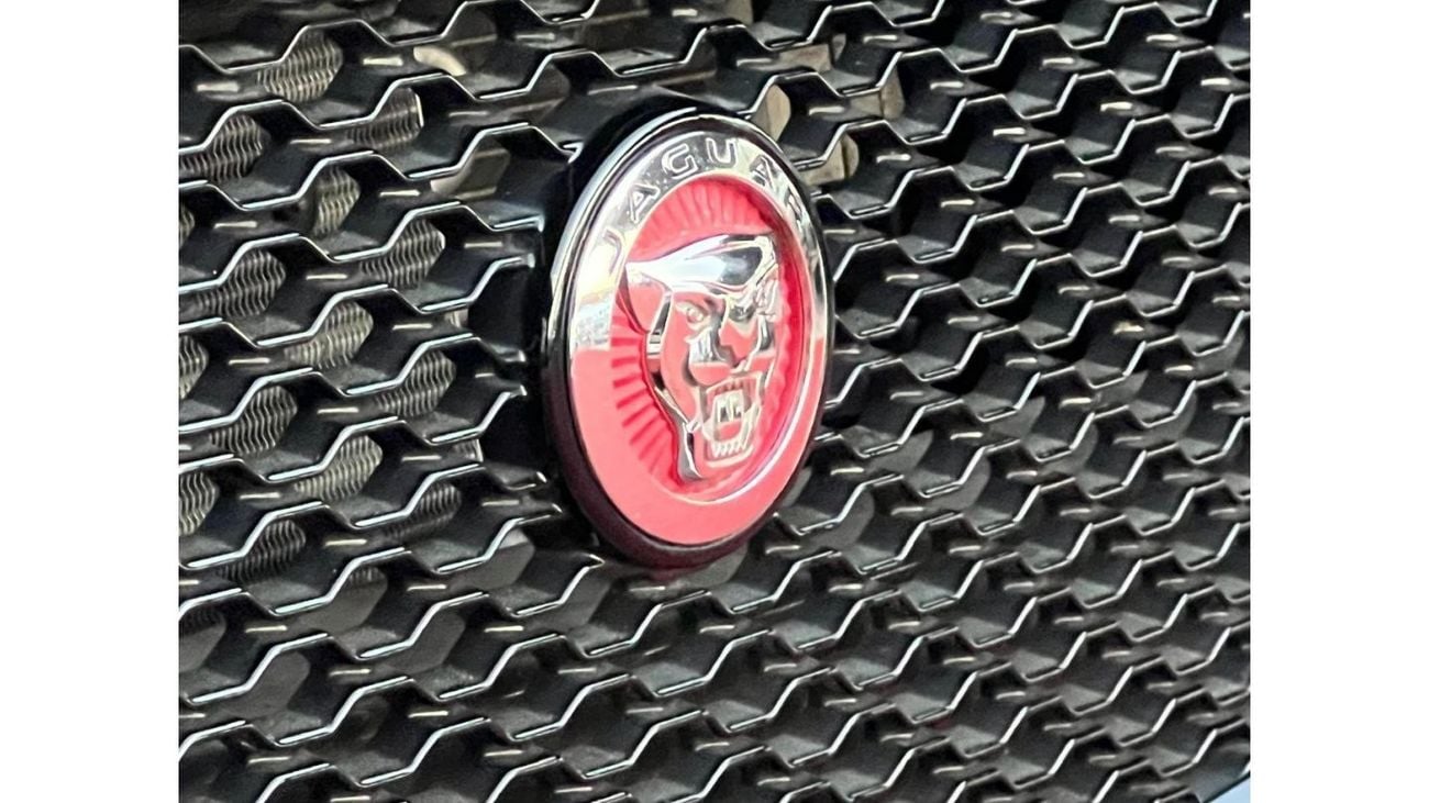 Jaguar XF R-Sport Jaguar XF 25T 4 cylinder turbo model : 2019 Price: 82,000 dirhams MILEAGE : 50,000 km/m Kore