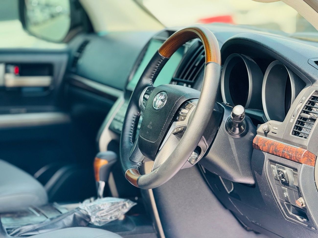 Toyota Land Cruiser Land Cruiser VXR RHD