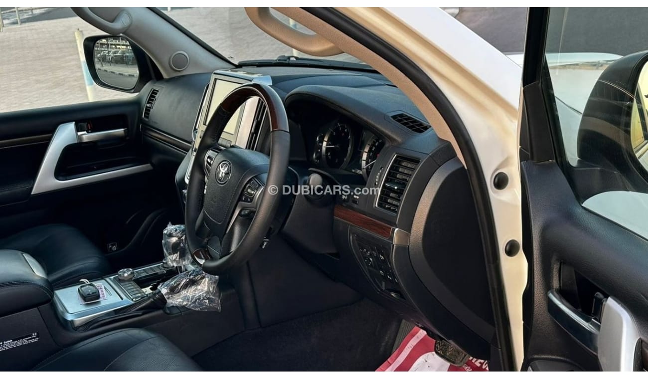 تويوتا لاند كروزر