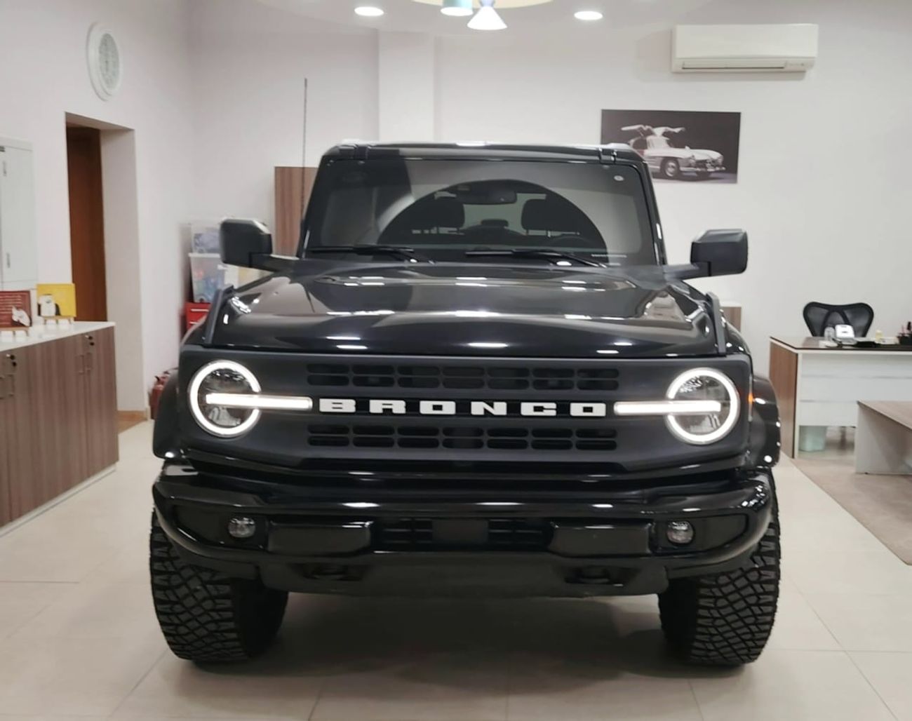 فورد برونكو Base