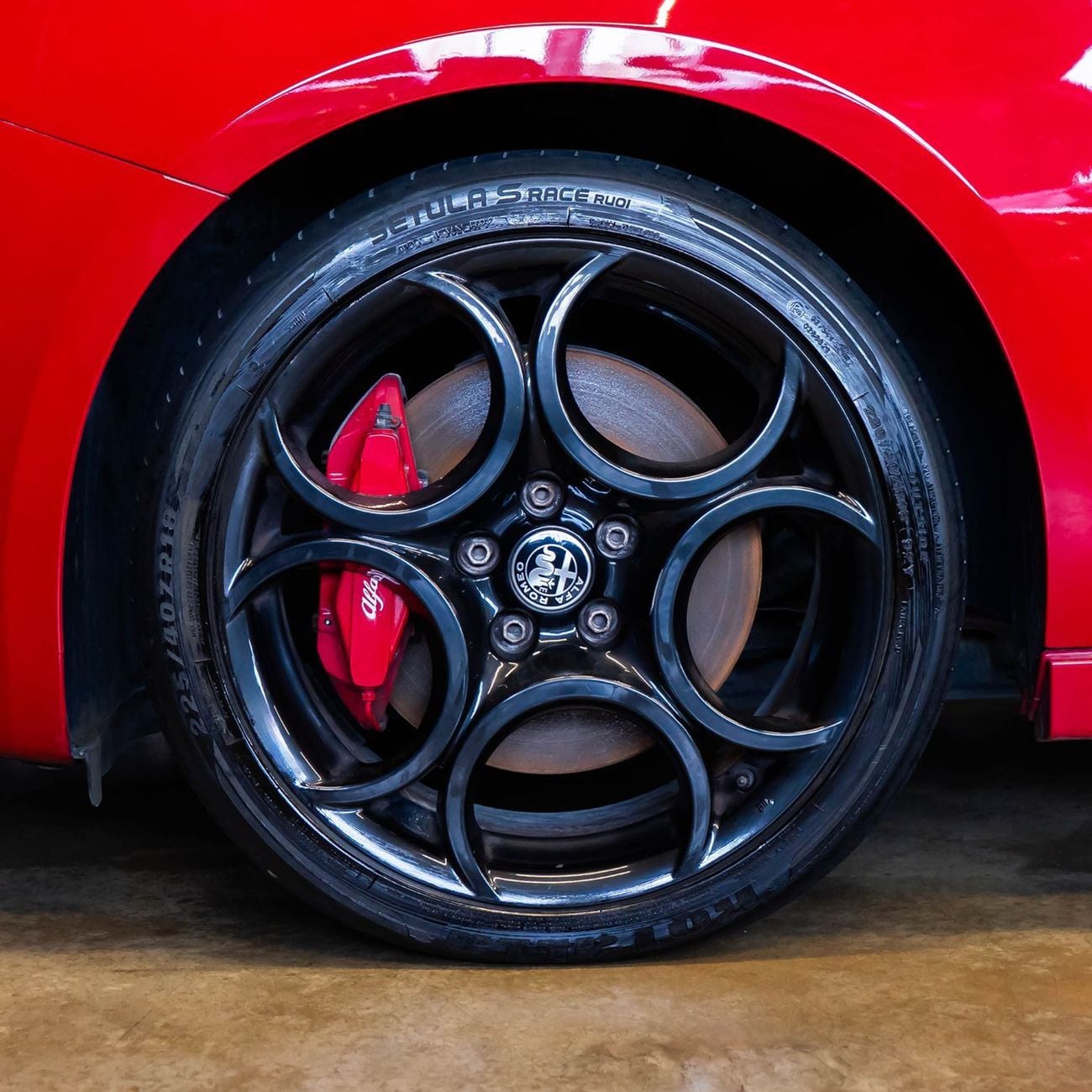 Alfa Romeo Giulietta AED 746 P.M • 0% Downpayment • Alfa Romeo Giulietta Veloce • 1 Year Warranty