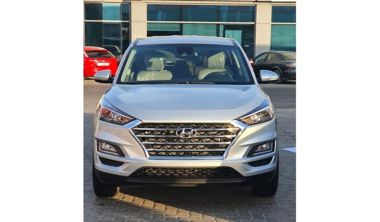 Hyundai Tucson SE - Full Option