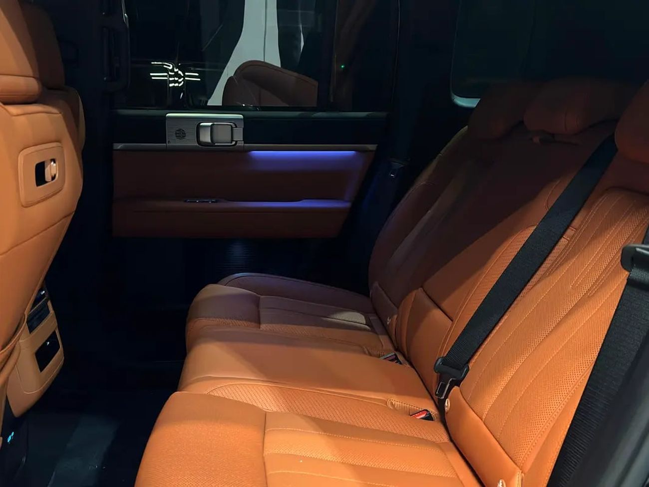 BYD Leopard 8 100k km service contract and 5 years warranty