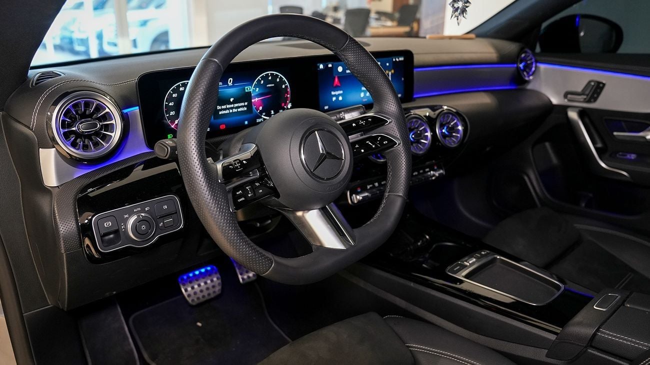 Mercedes-Benz CLA 200 AMG