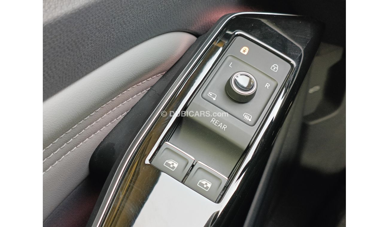 Volkswagen ID.4 CROZZ PRO, PANORAMIC ROOF / 2 POWER SEAS / 4 CAMERAS (CODE # 5018056)