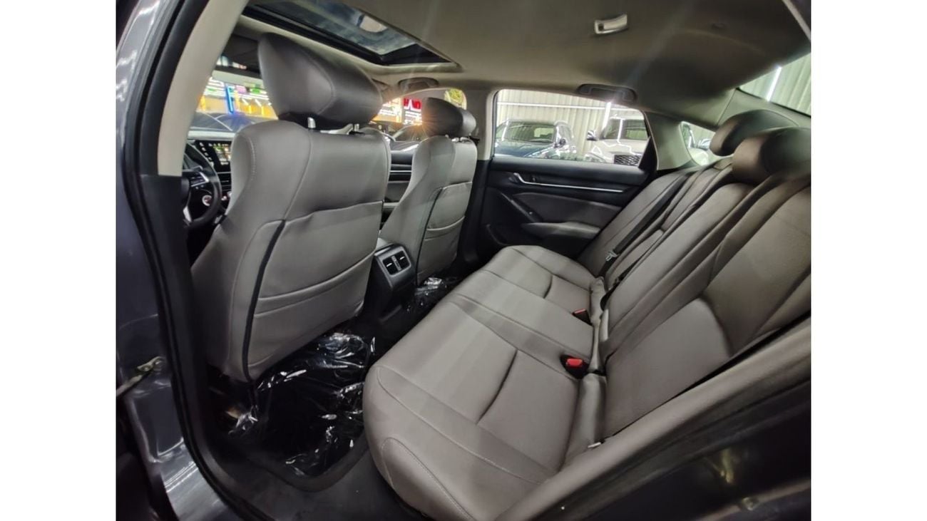 هوندا أكورد سبورت Warranty one year