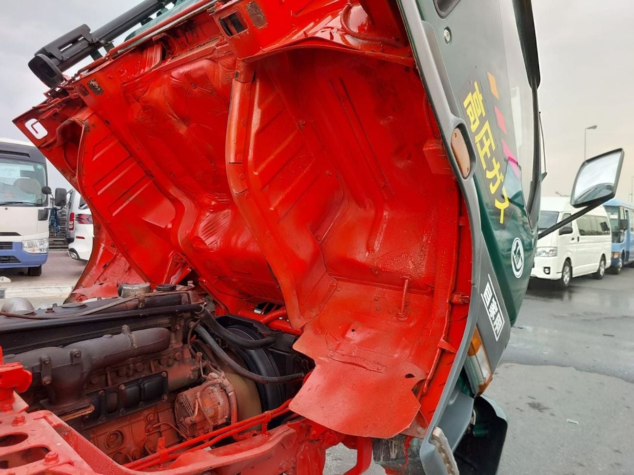 Mitsubishi Fighter (RAMADAN OFFER) MITSIBISHI FIGHTER MIGNON TRUCK RHD 1995 MODEL 8.2 L DIESEL MANUAL(PM01085)