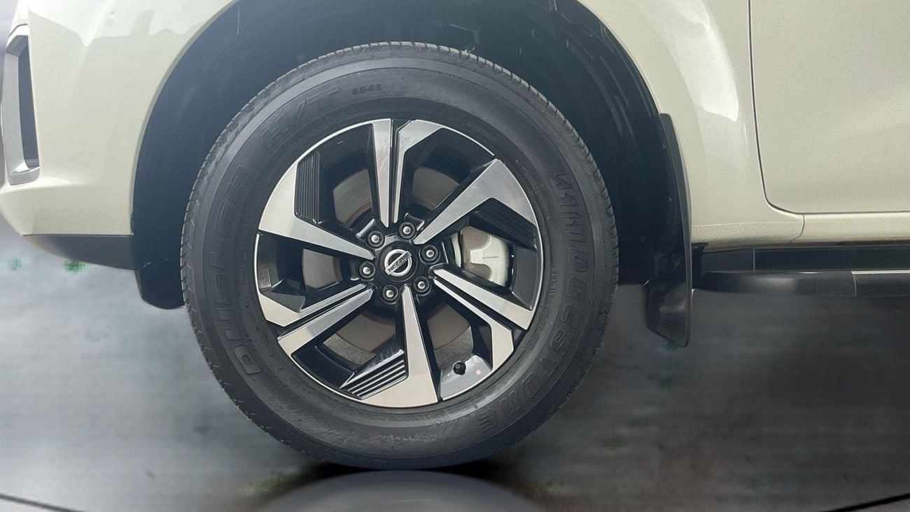 Nissan XTerra Platinum 2.5L 4WD Platinum | Guaranteed Warranty | 0 Down Payment