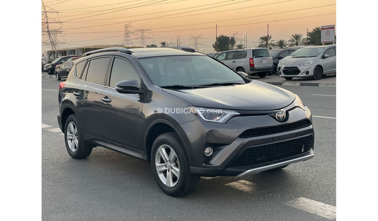 Toyota RAV4 2013 Toyota Rav4 XLE / EXPORT ONLY / فقط للتصدير